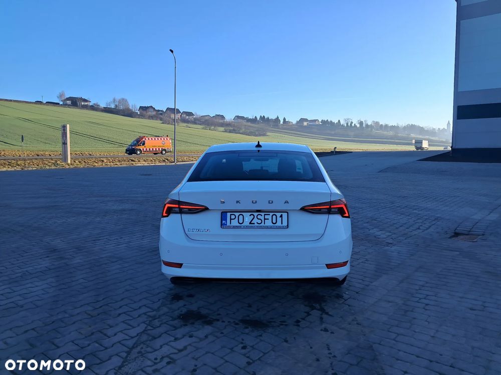 Skoda Octavia 2.0 TDI Ambition - 20