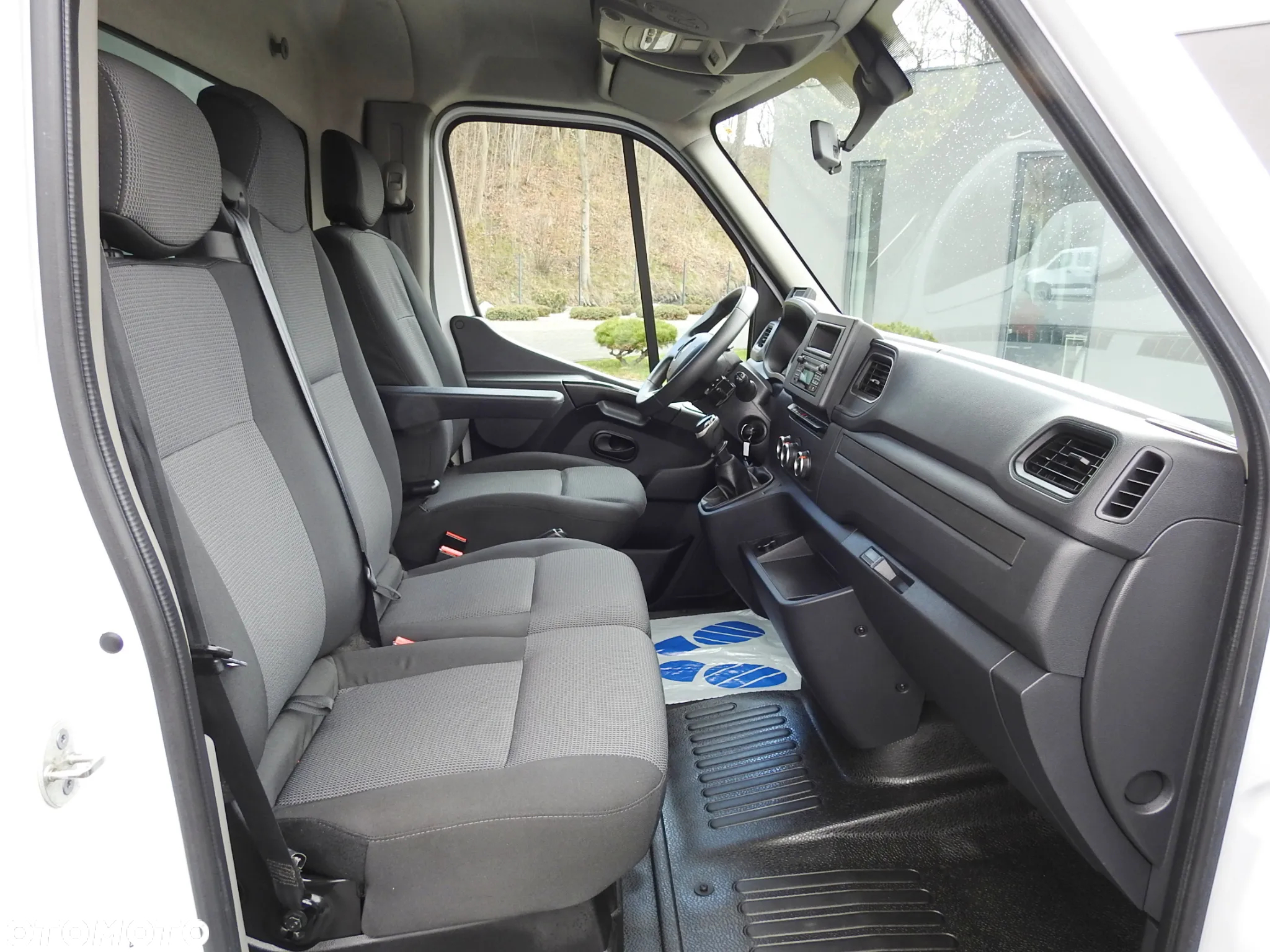 Renault MASTER  CHŁODNIA KONTENER 0*C LEDY KLIMATYZACJA 145KM [ 405777 ] - 36
