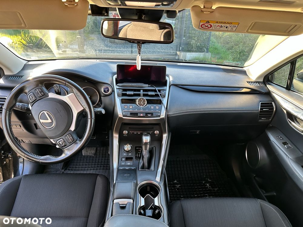Lexus NX 300h Elegance Optimum AWD - 14