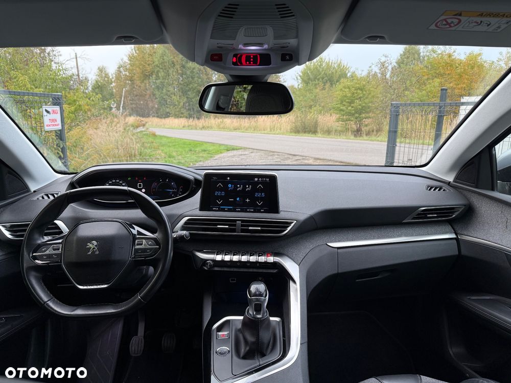 Peugeot 3008 1.5 BlueHDi Allure Pack S&S - 18