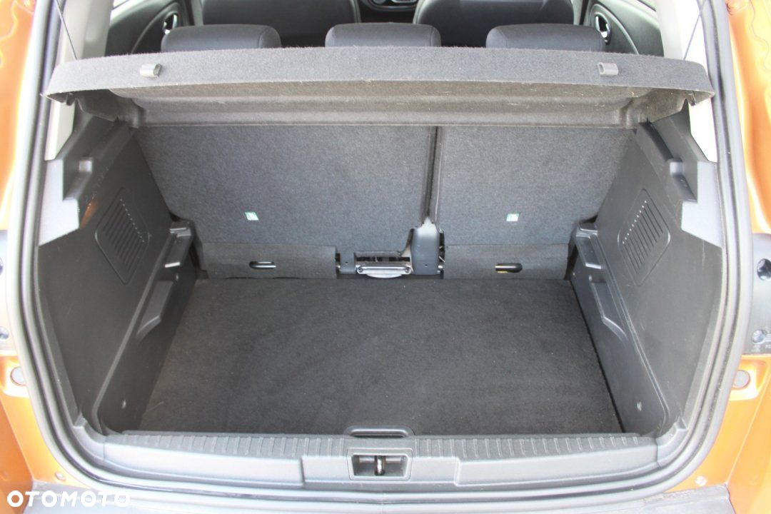 Renault Captur - 13