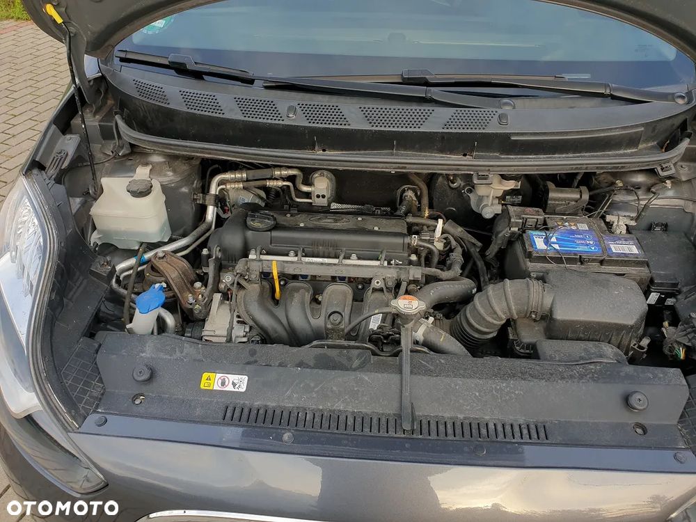 Hyundai ix20 1.4 Edition 20 - 23