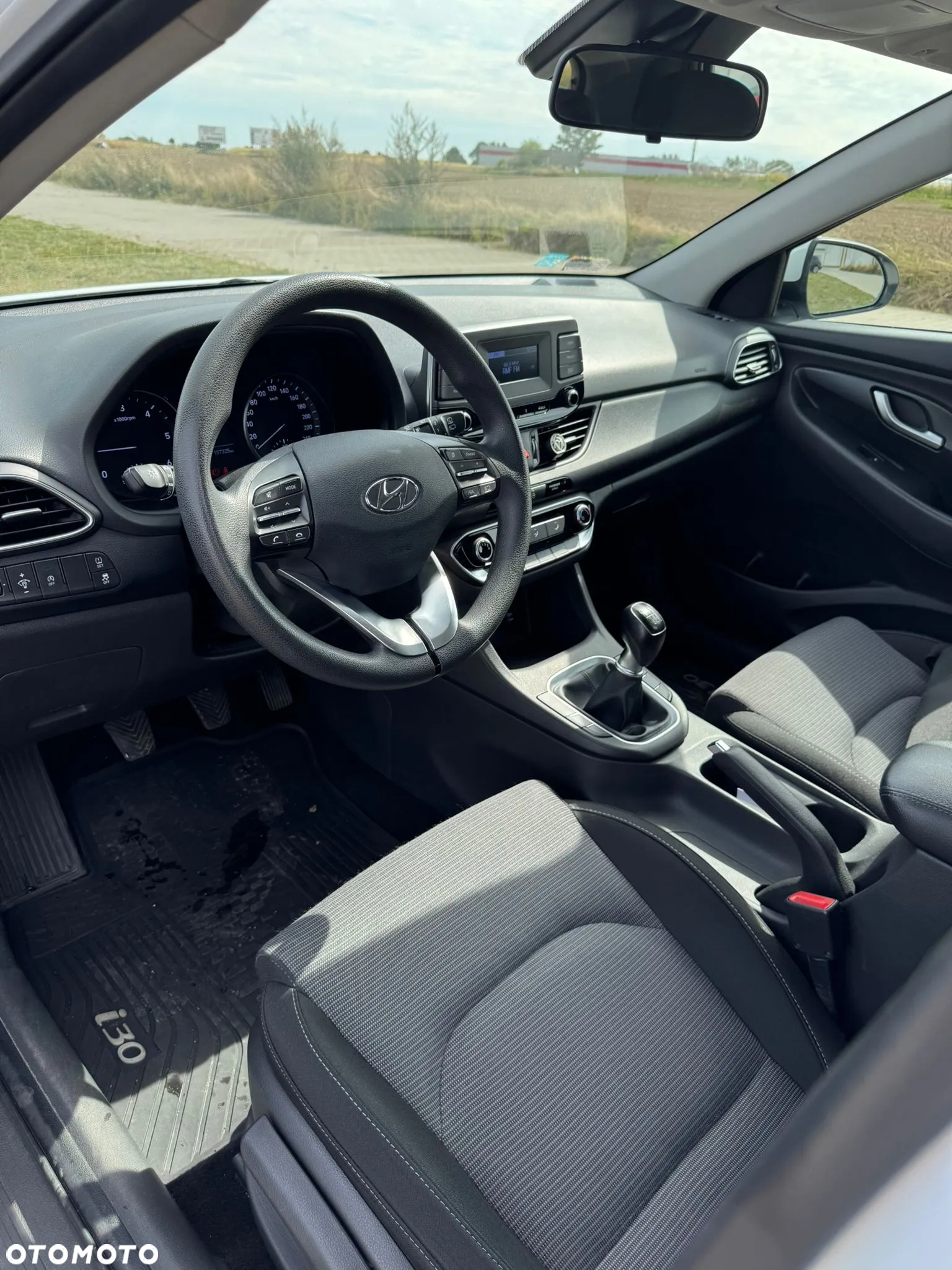 Hyundai i30 1.6 D Classic + - 9