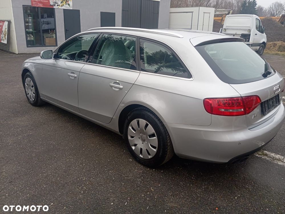 Audi A4 Avant - 7