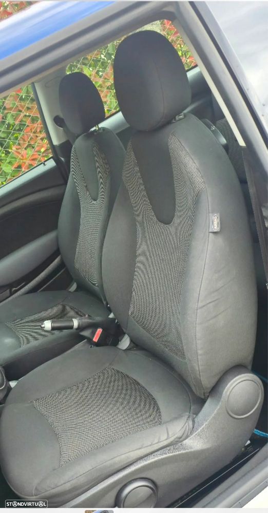 MINI 3 Portas One D - 8