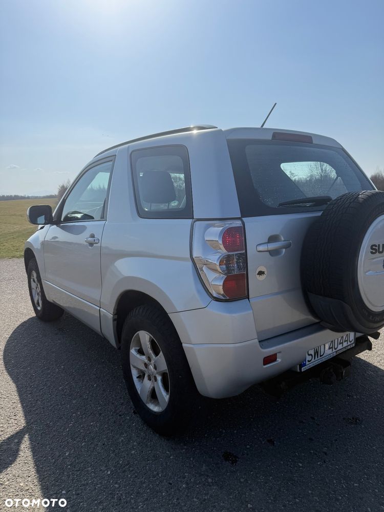 Suzuki Grand Vitara 1.9 DDiS - 12