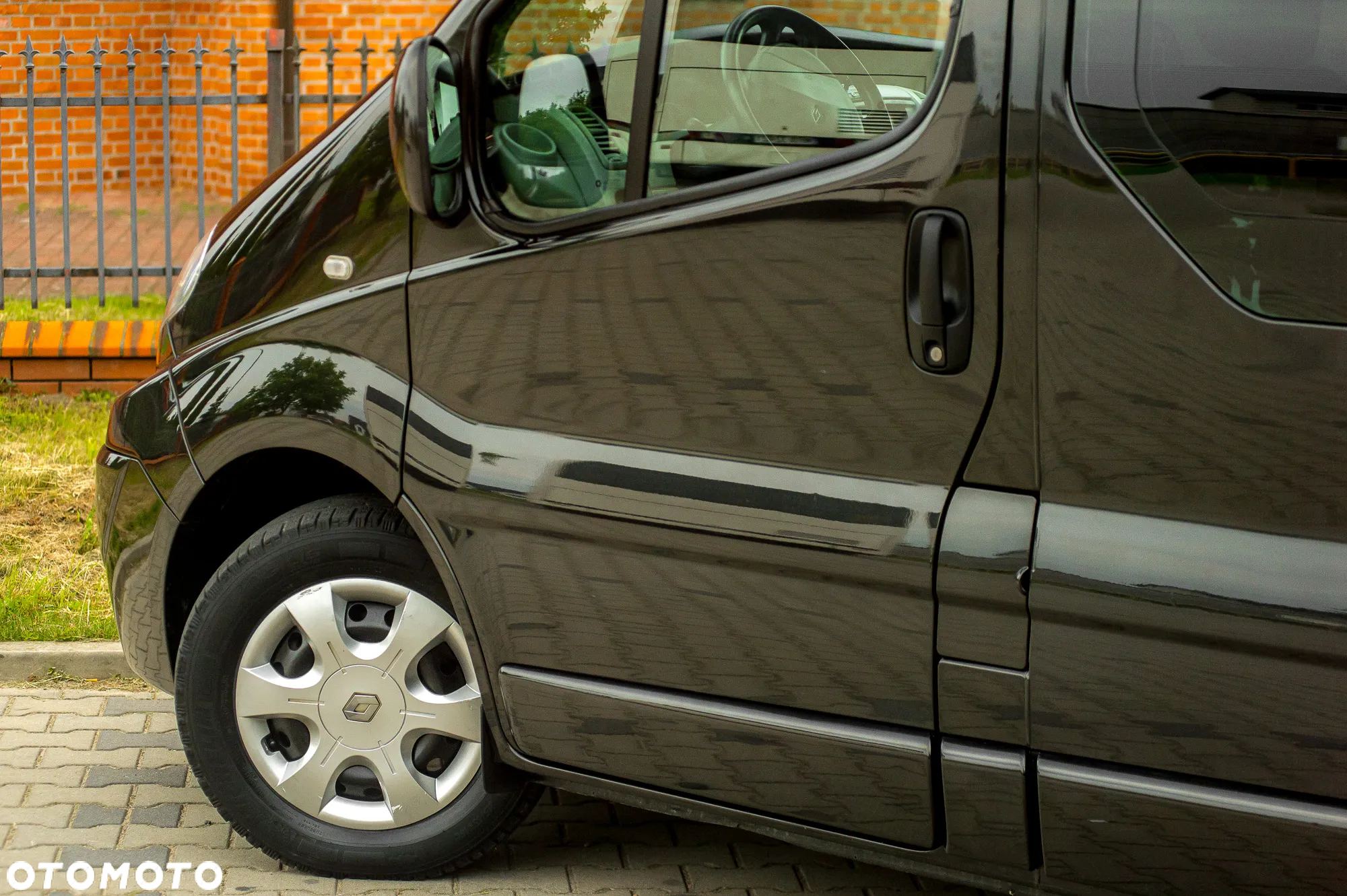 Renault Trafic L1H1 Passenger Lux - 9