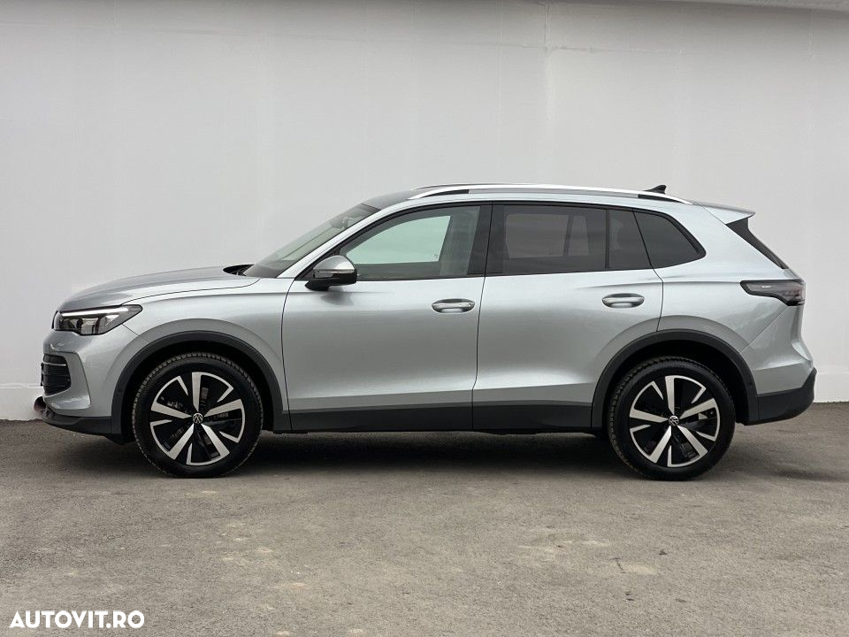 Volkswagen Tiguan - 2