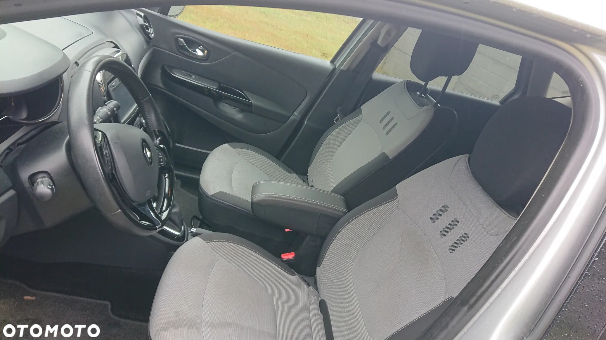 Renault Captur - 11