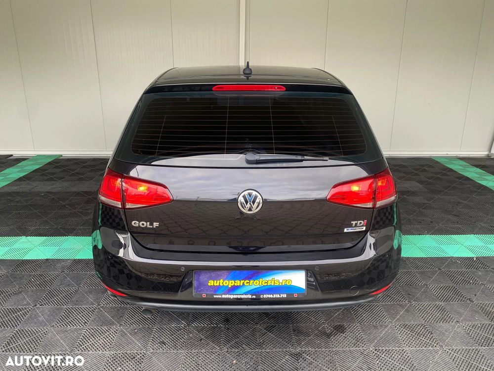 Volkswagen Golf - 4