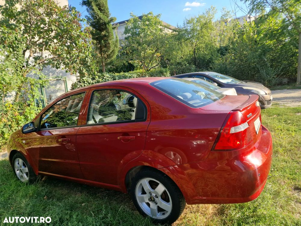Chevrolet Aveo - 11