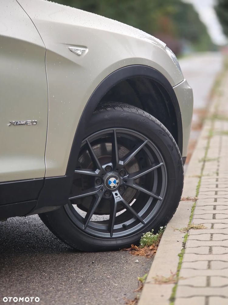 BMW X3 xDrive20i - 36