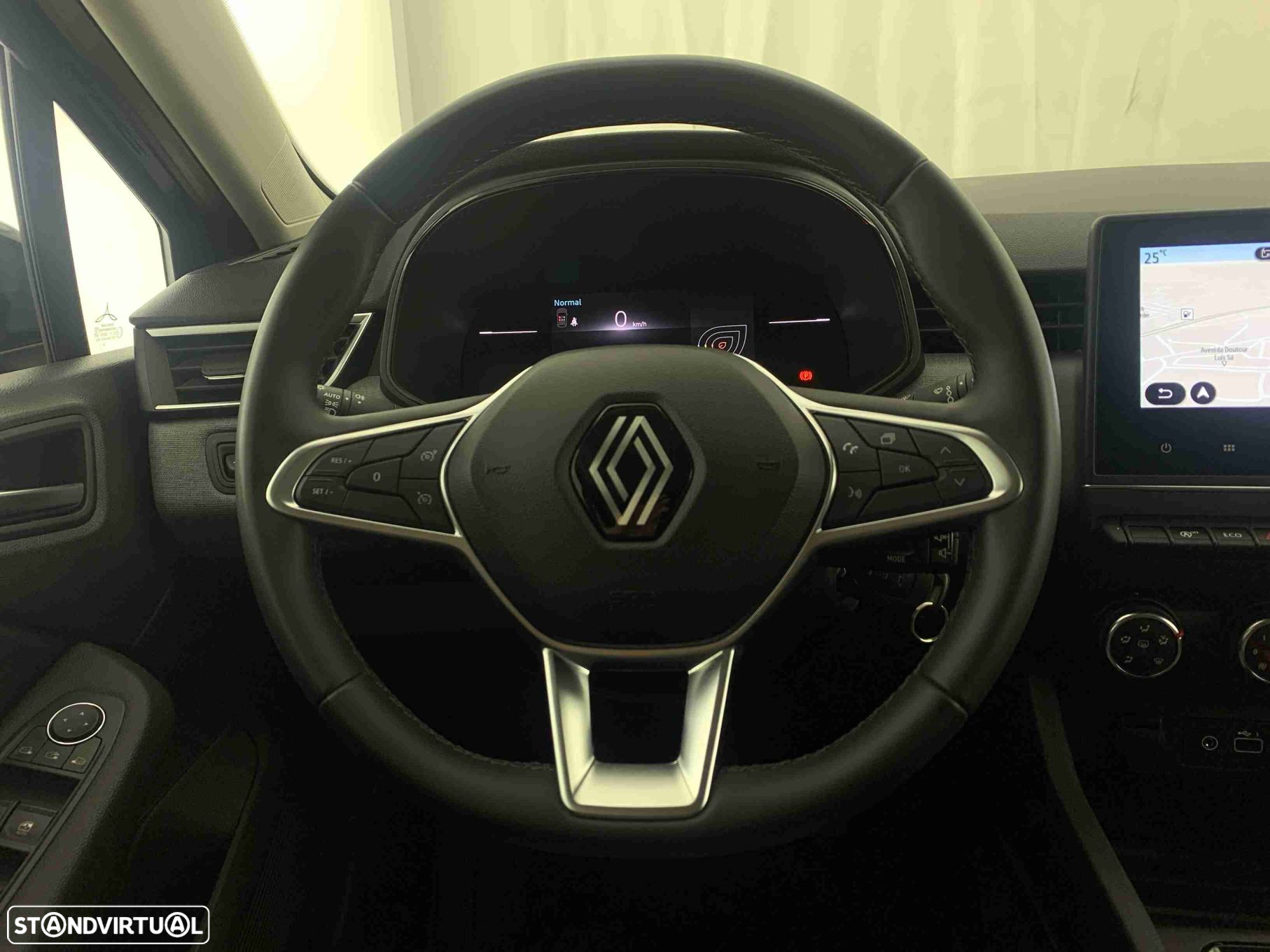 Renault Clio 1.0 TCe Evolution - 12