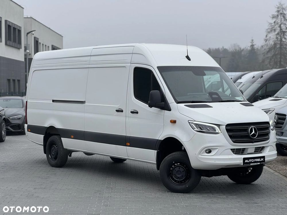 Mercedes-Benz Sprinter - 1