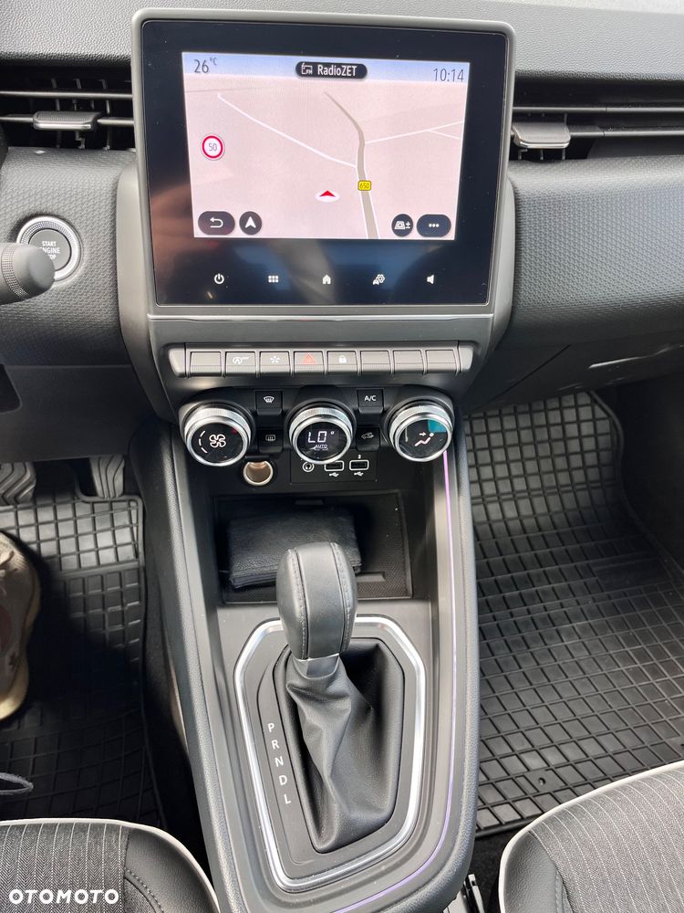 Renault Clio - 23