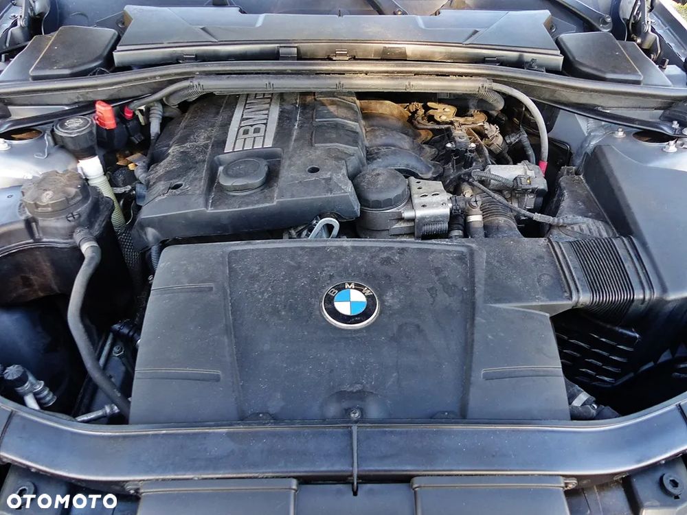 BMW Seria 3 318i Edition Exclusive - 39