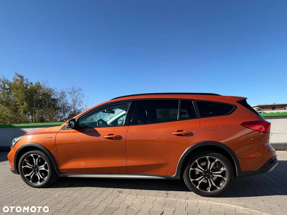 Ford Focus 1.0 EcoBoost Active - 1