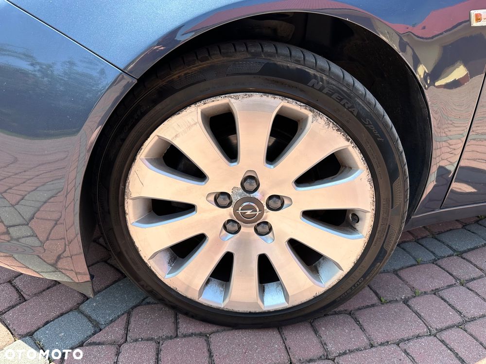 Opel Insignia 2.0 Turbo Cosmo - 23