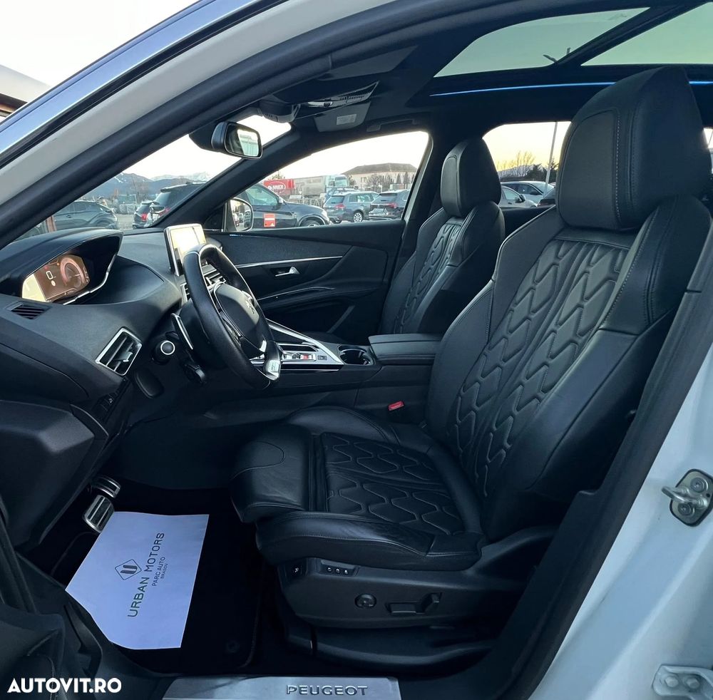 Peugeot 3008 1.2 PureTech 130 EAT8 GT - 14