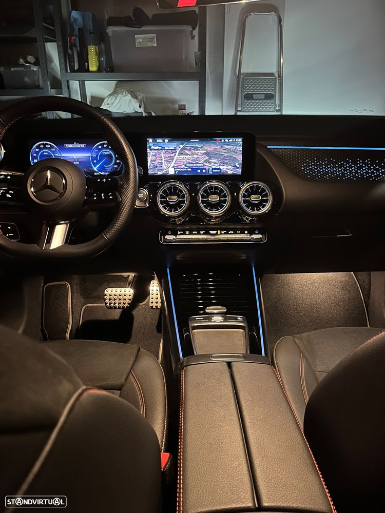 Mercedes-Benz EQA 250+ AMG Line - 17