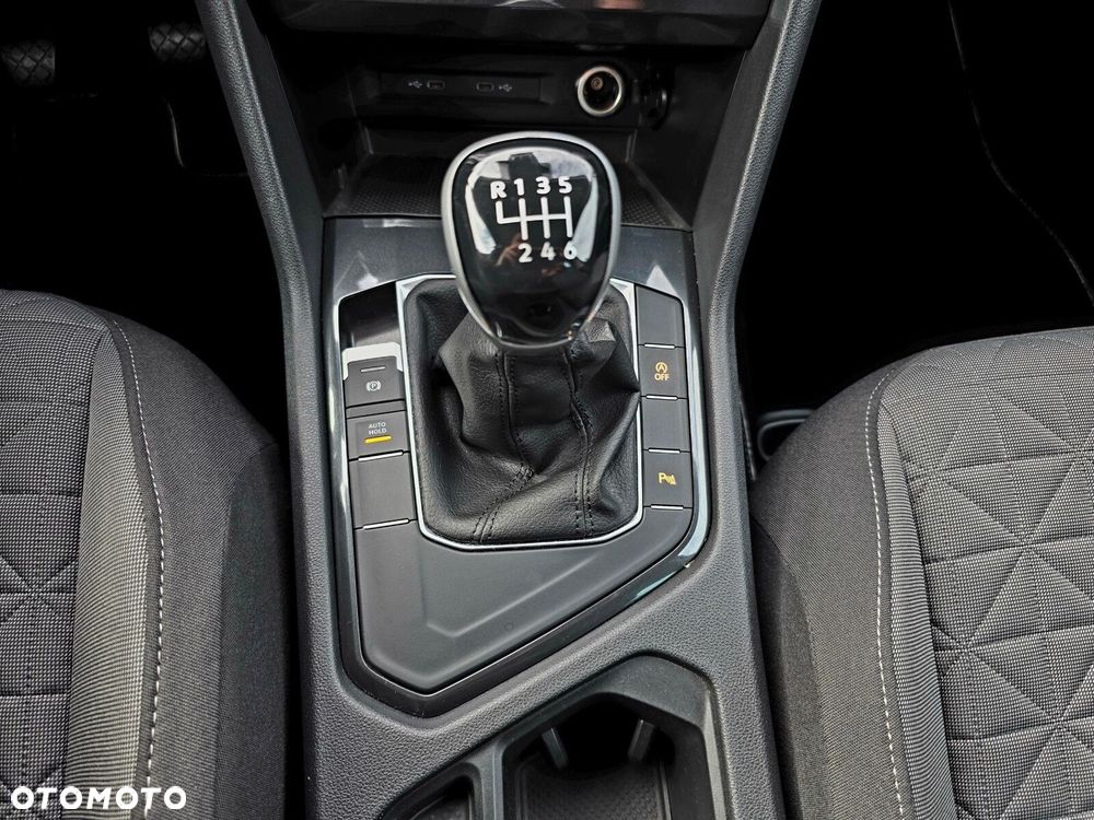 Volkswagen Tiguan 1.5 TSI EVO Life - 21