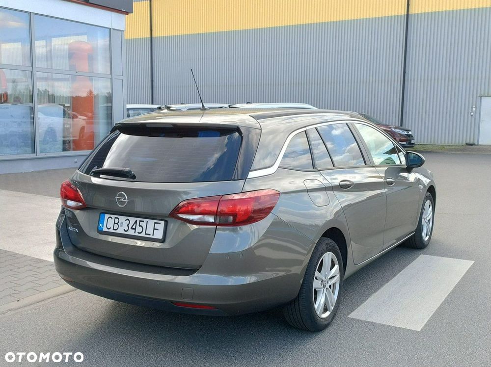 Opel Astra - 3