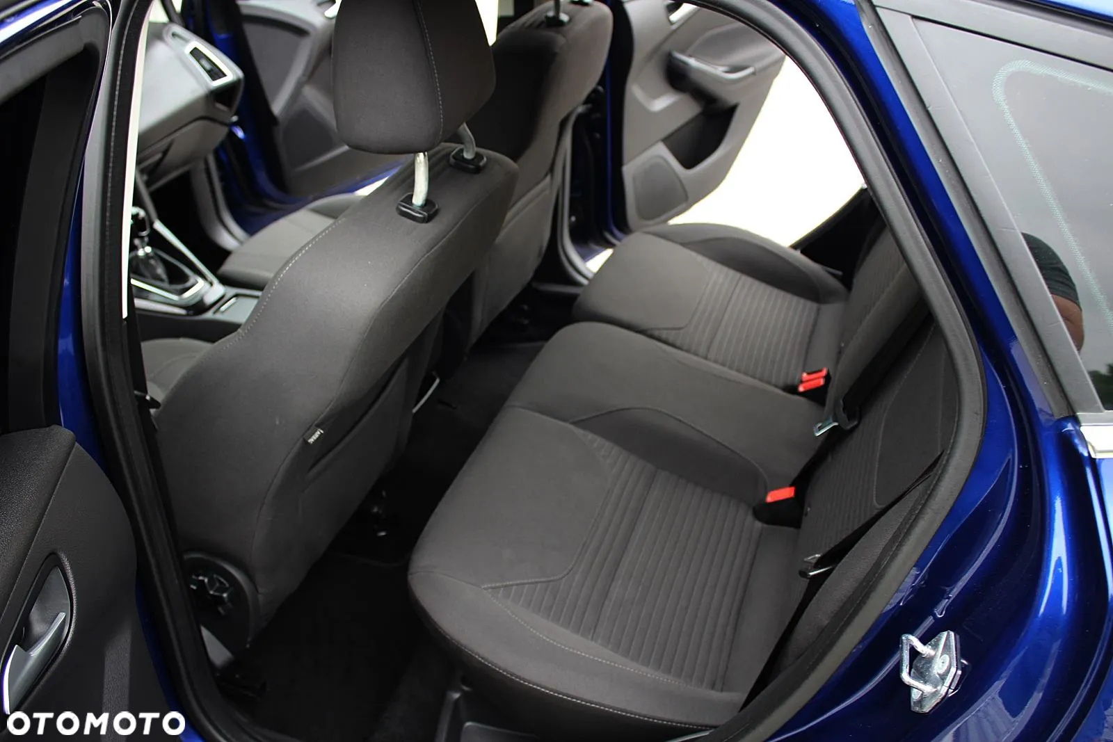 Ford Focus 1.5 EcoBlue Start-Stopp-System TITANIUM - 12