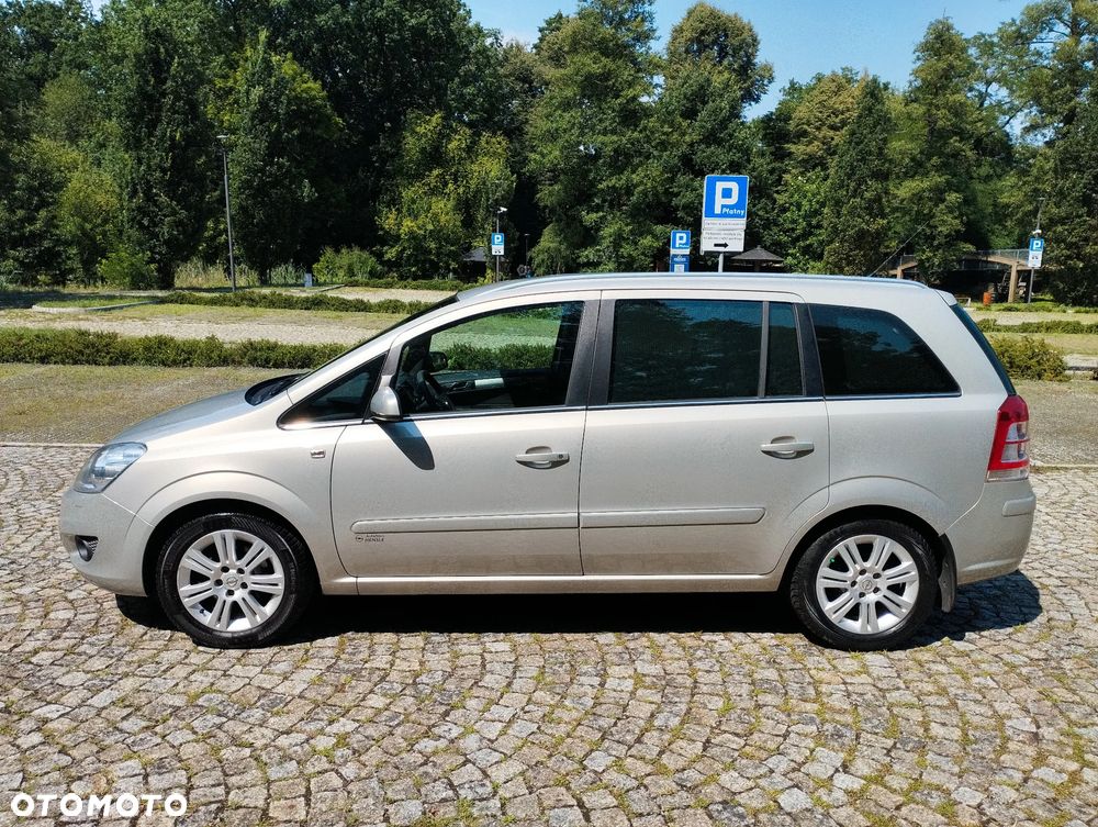Opel Zafira 1.6 Innovation - 18
