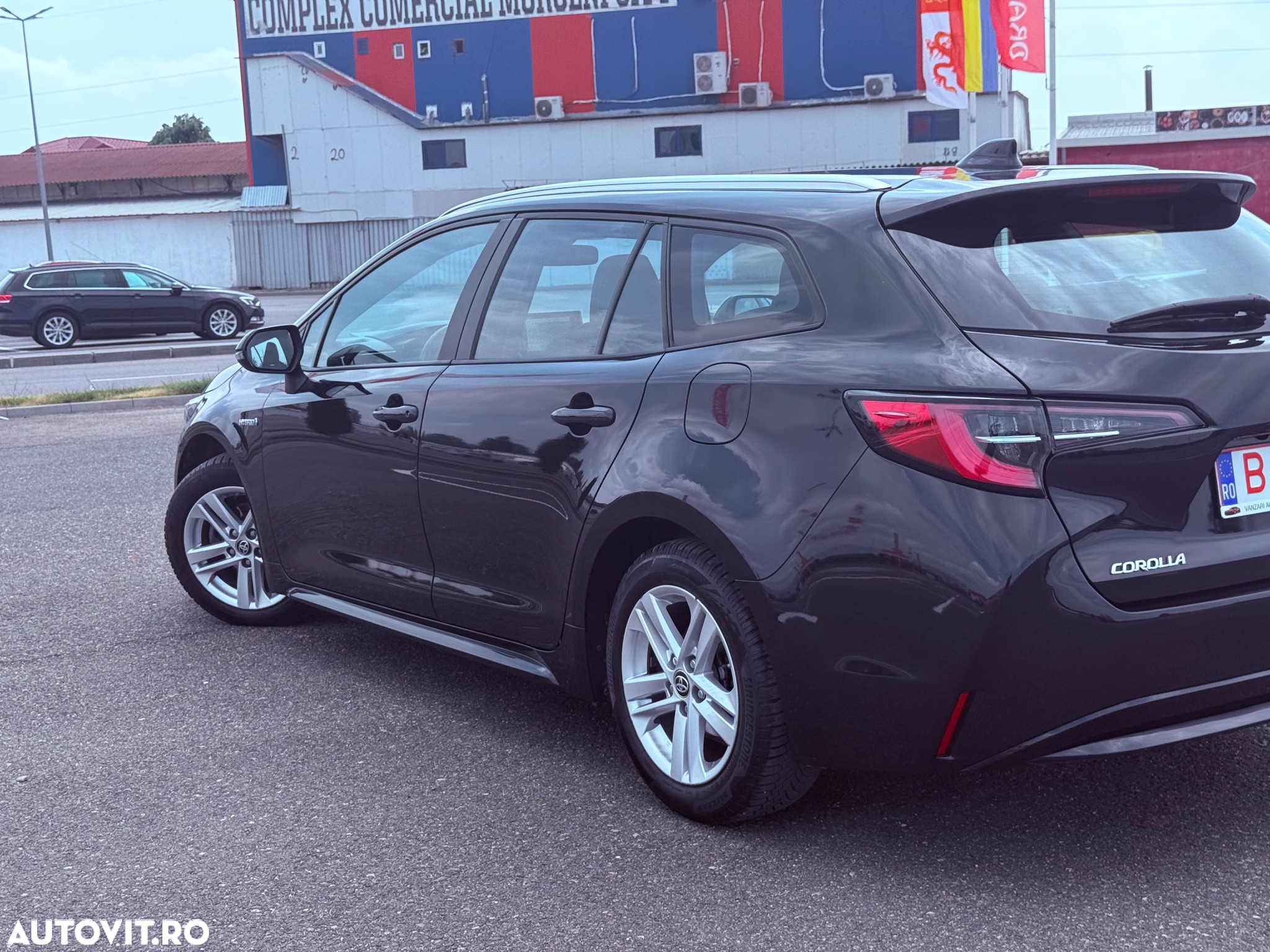 Toyota Corolla 1.8 Hybrid Business Edition - 7