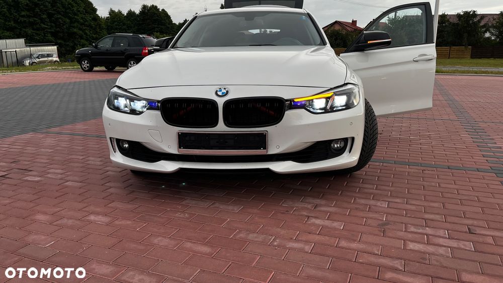 BMW Seria 3 - 24