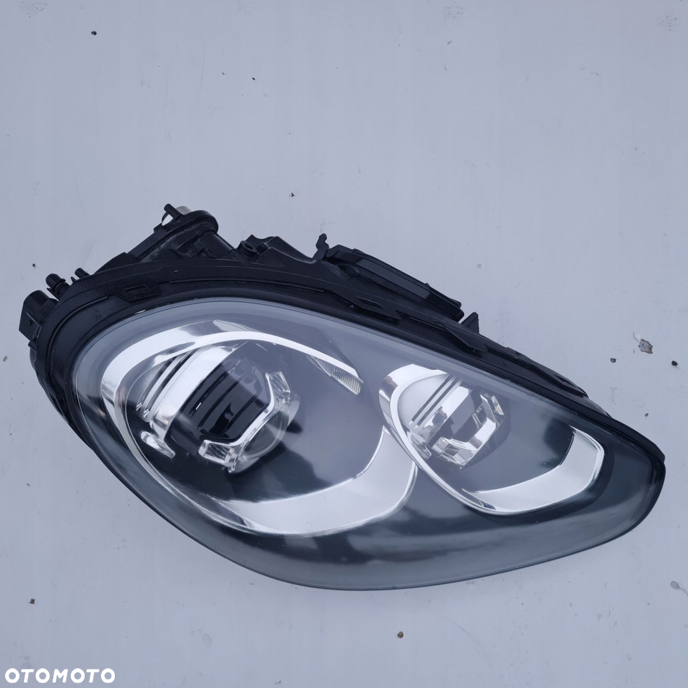 PORSCHE CAYENNE 7P5 LIFT LAMPA PRAWA XENON PRAWY ORYG. 7P5941752F - 3