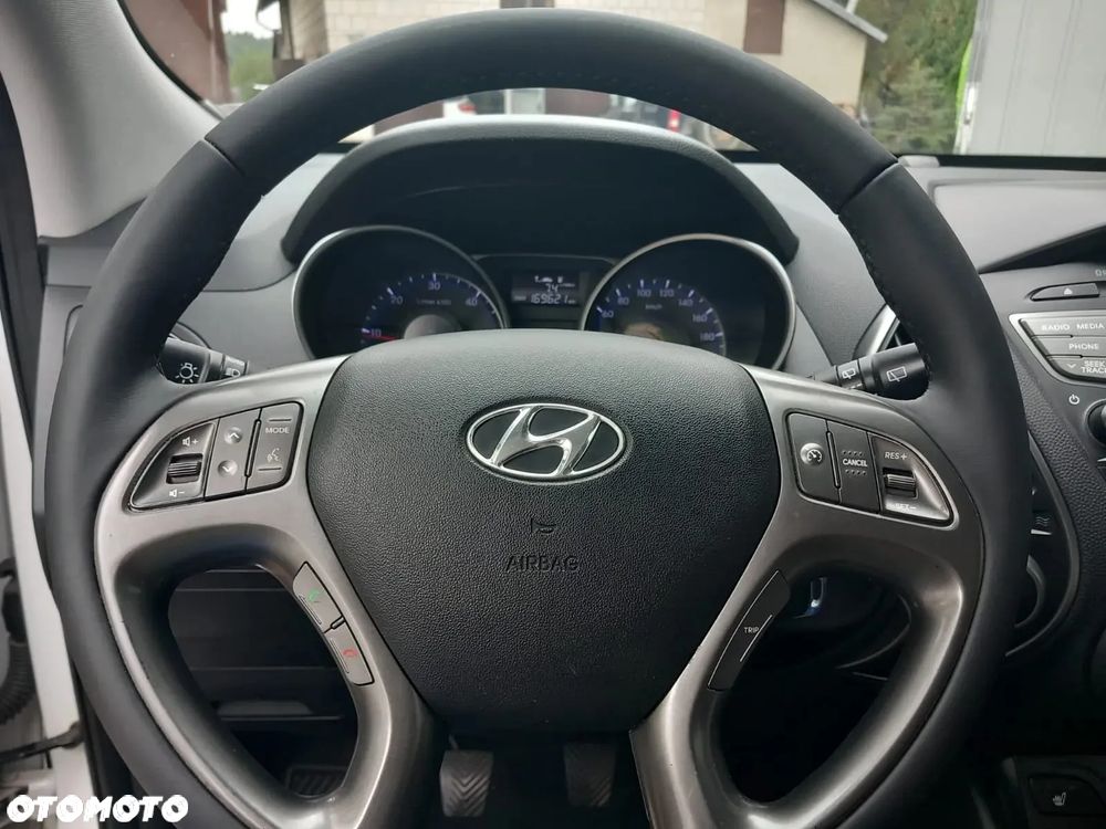 Hyundai ix35 - 15