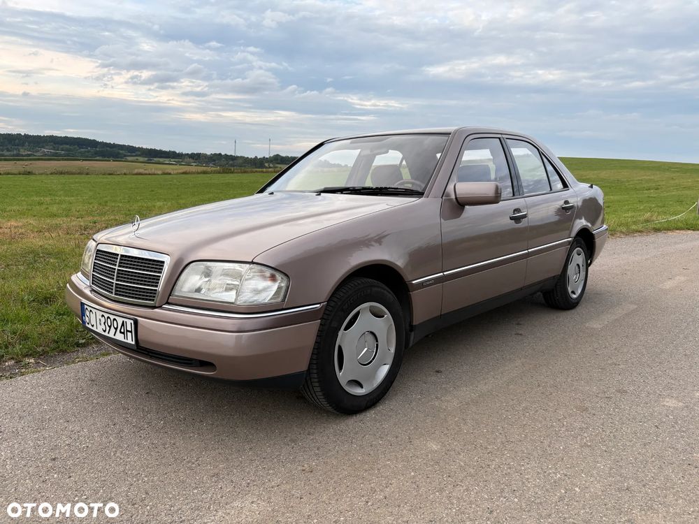 Mercedes-Benz Klasa C 180 Elegance - 2