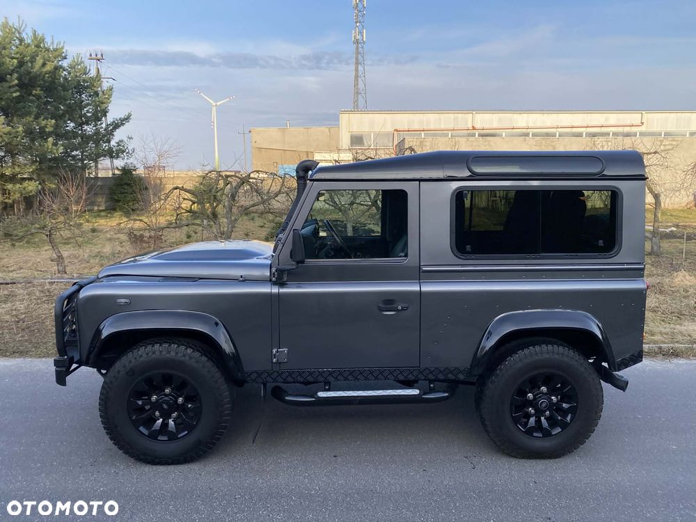 Land Rover Defender 2.2 TD4 E - 38