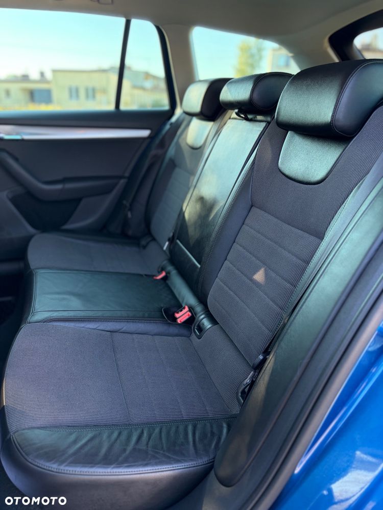 Skoda Octavia 1.6 TDI 4x4 Ambition - 27