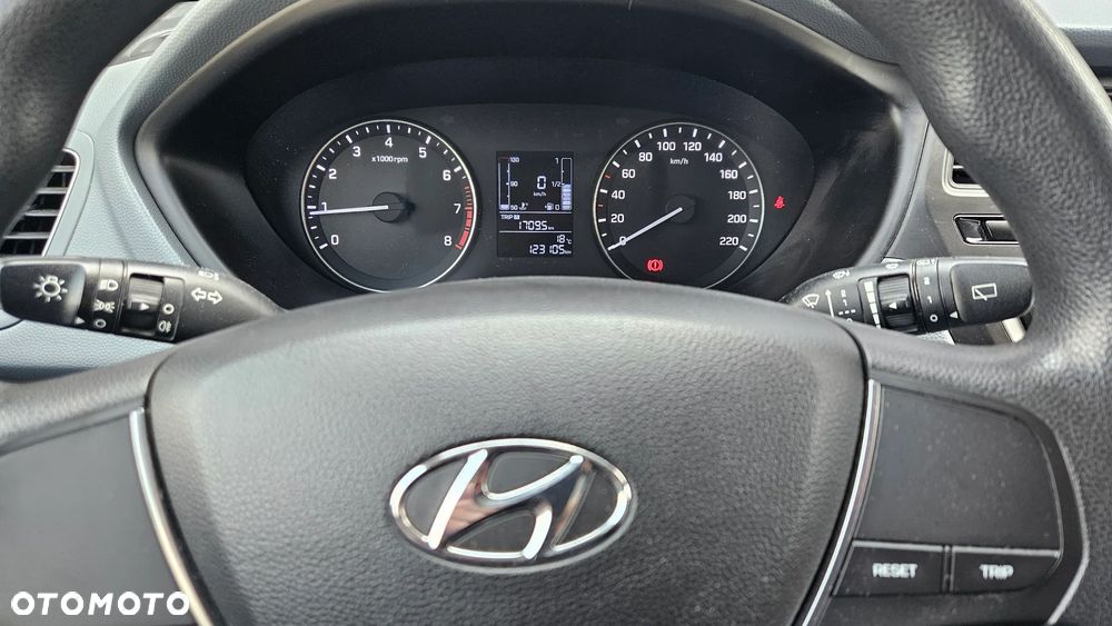 Hyundai i20 1.2 Classic Plus - 29