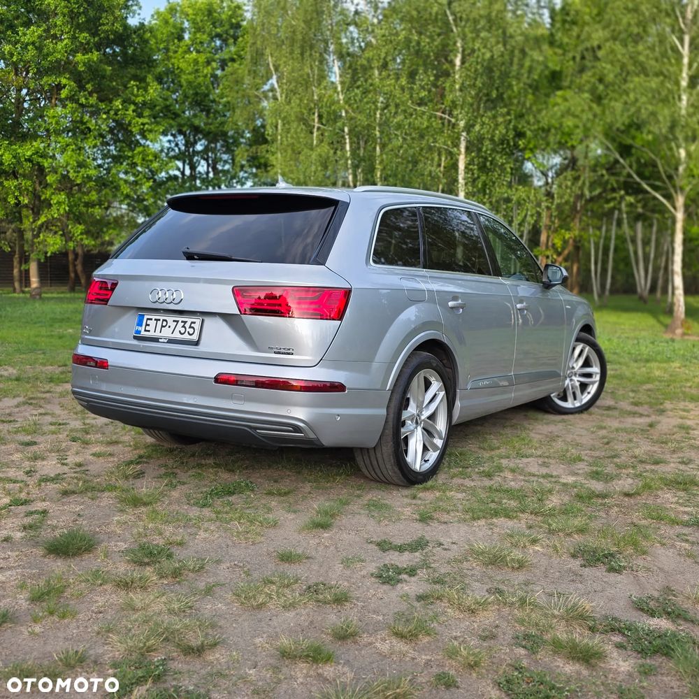 Audi Q7 - 6