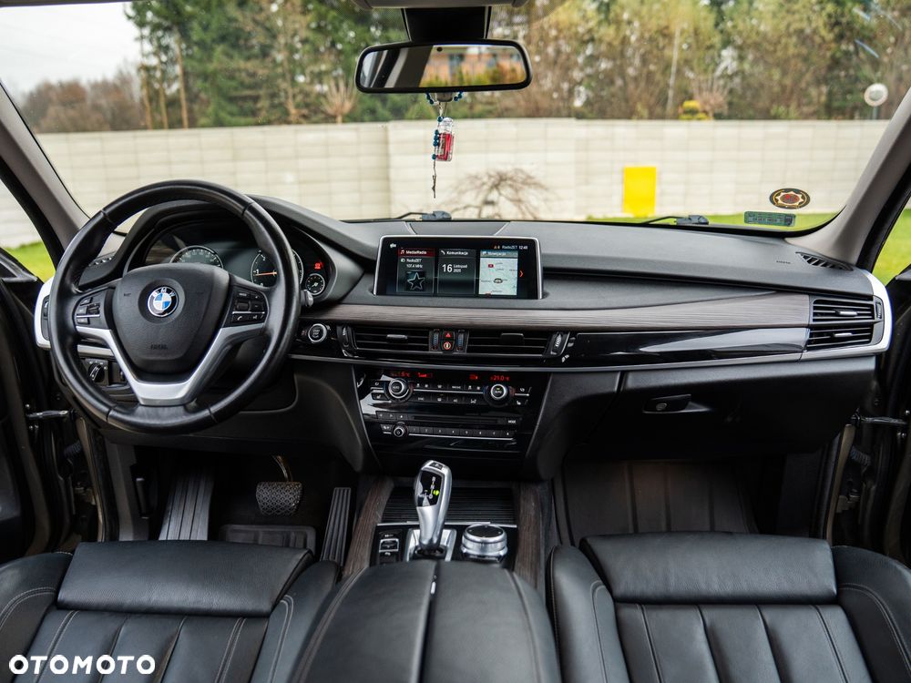 BMW X5 xDrive25d - 32