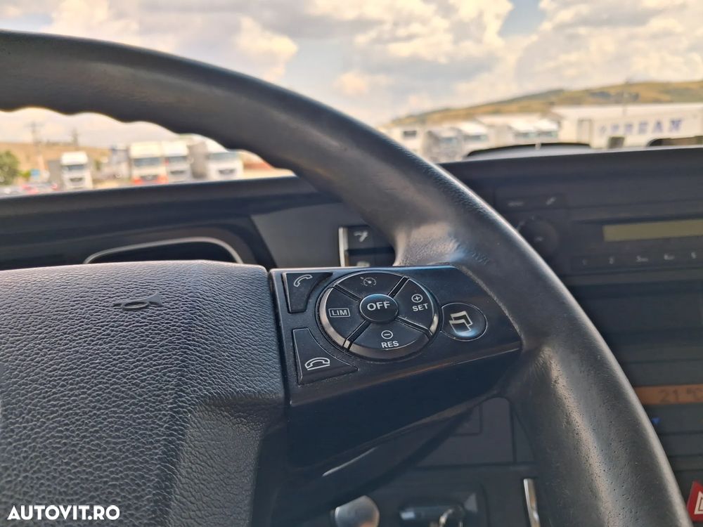 Mercedes-Benz Actros - 15