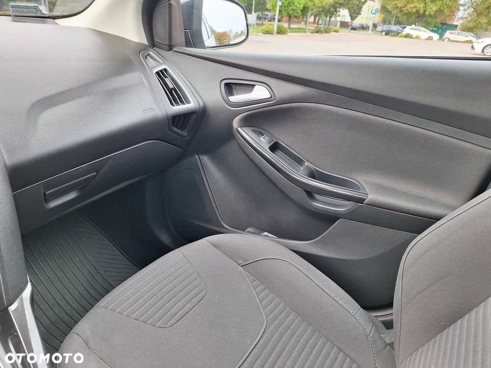 Ford Focus 1.5 EcoBoost Titanium ASS - 13