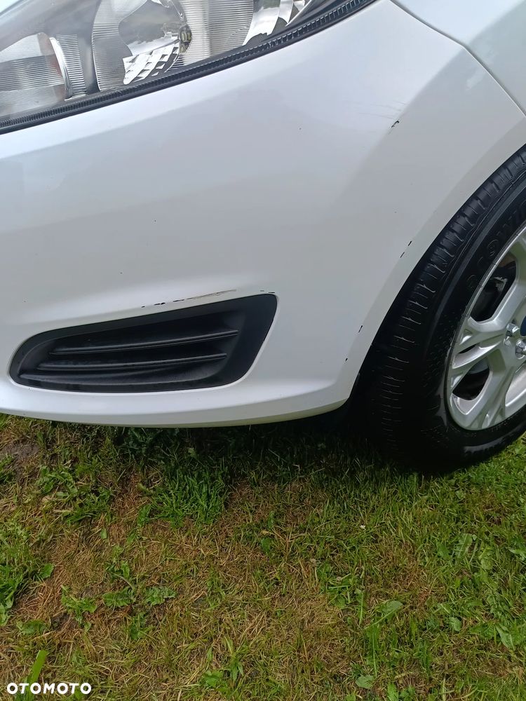 Ford Fiesta 1.5 TDCi SYNC Edition - 6