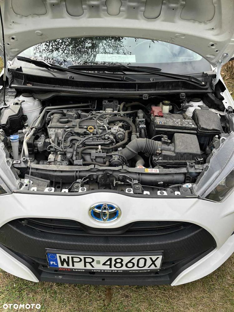 Toyota Yaris 1.5 Comfort CVT - 3
