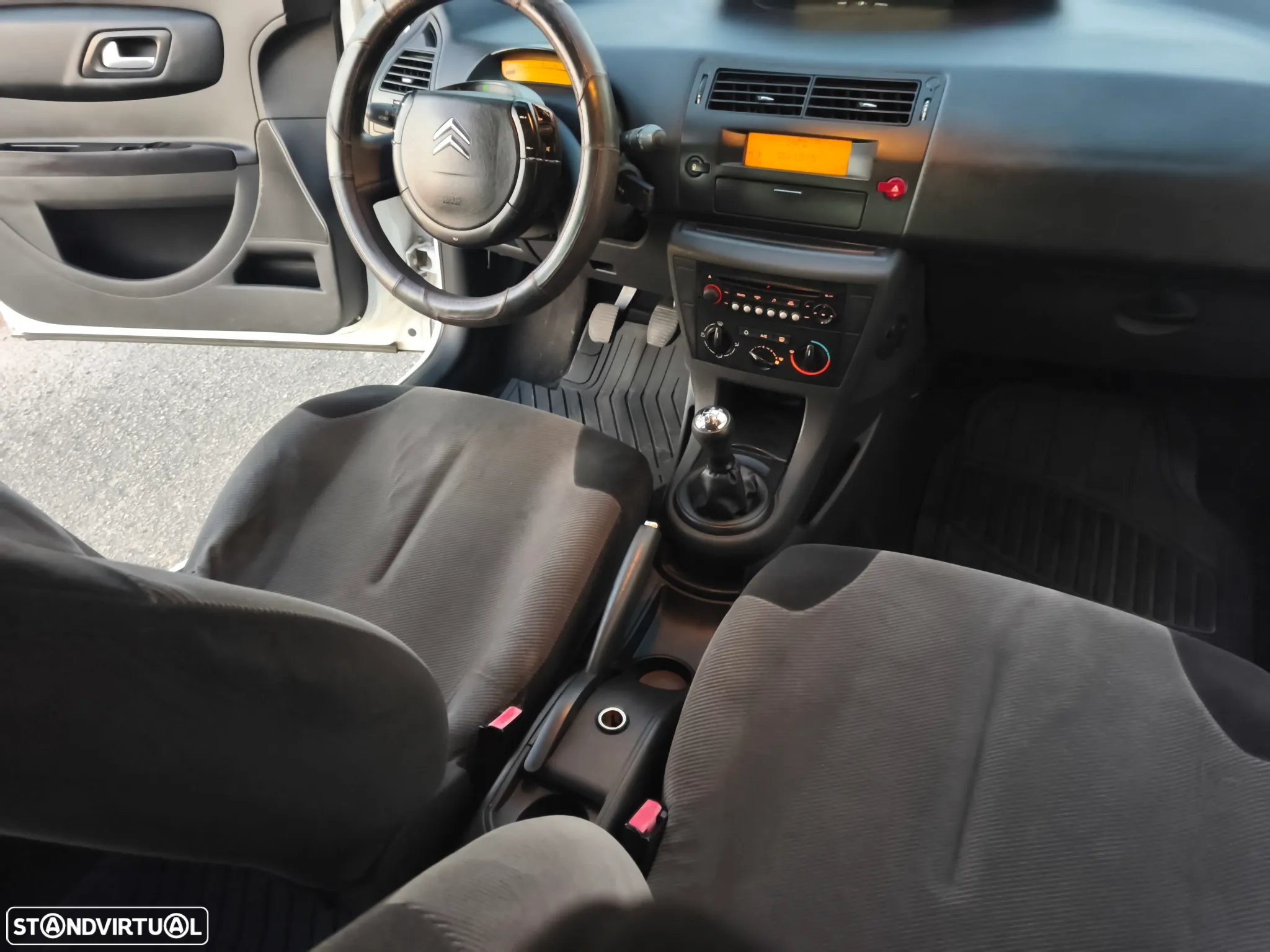 Citroën C4 1.6 HDi Style - 8