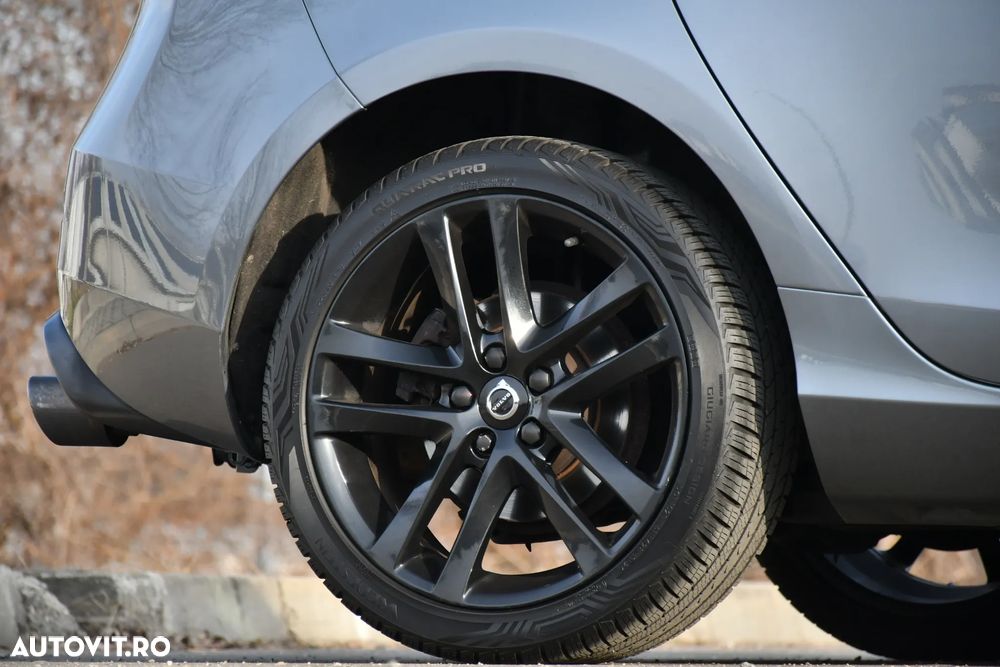 Volvo V40 D4 Geartronic Inscription - 18