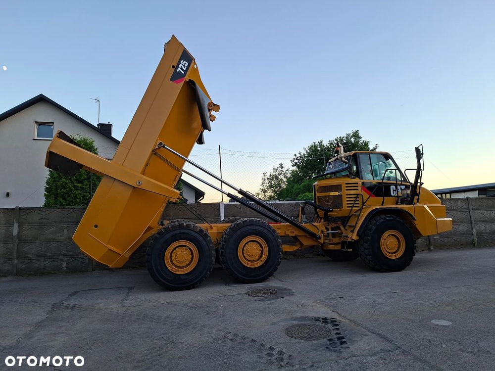 Caterpillar 725 - 20