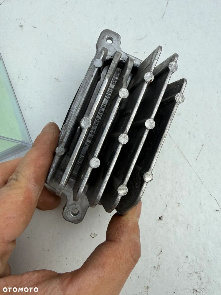 PRZETWORNICA MODUŁ JEŻ LED LAMPY RENAULT MEGANE IV 90062632 B010342-3 - 2