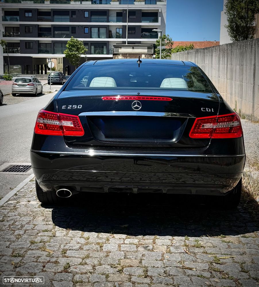 Mercedes-Benz E 250 CDi Avantgarde BlueEfficiency Auto - 19