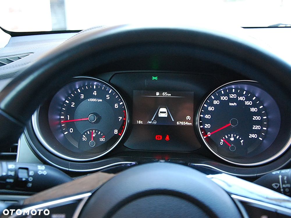 Kia Ceed - 34