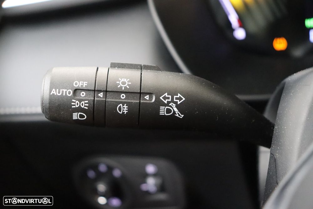 MG ZS 1.5 Hybrid+ Luxury - 17