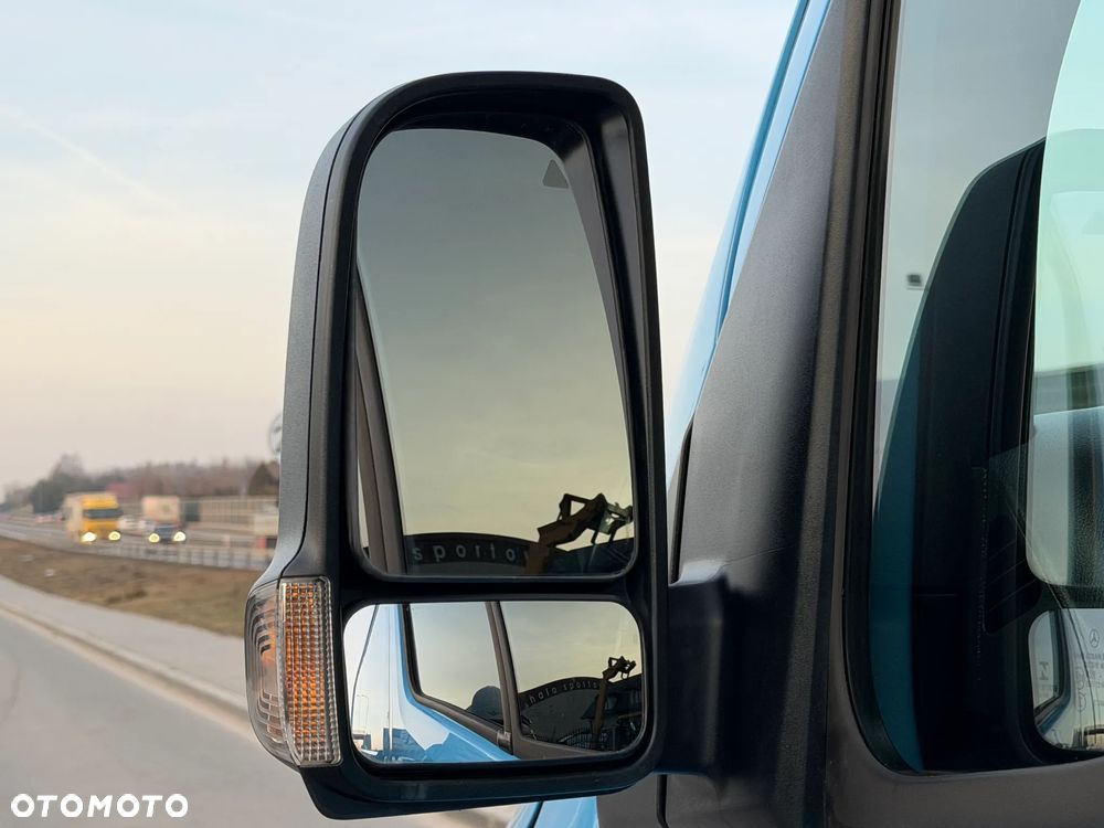 Mercedes-Benz SPRINTER // 319 CDI // 3.0 V6 190 KM // AUTOMAT // MAŁY PRZEBIEG //  BEZWYPADKOWY // L2H1 // FULL LED // SALON PL // 1 WŁ // - 35